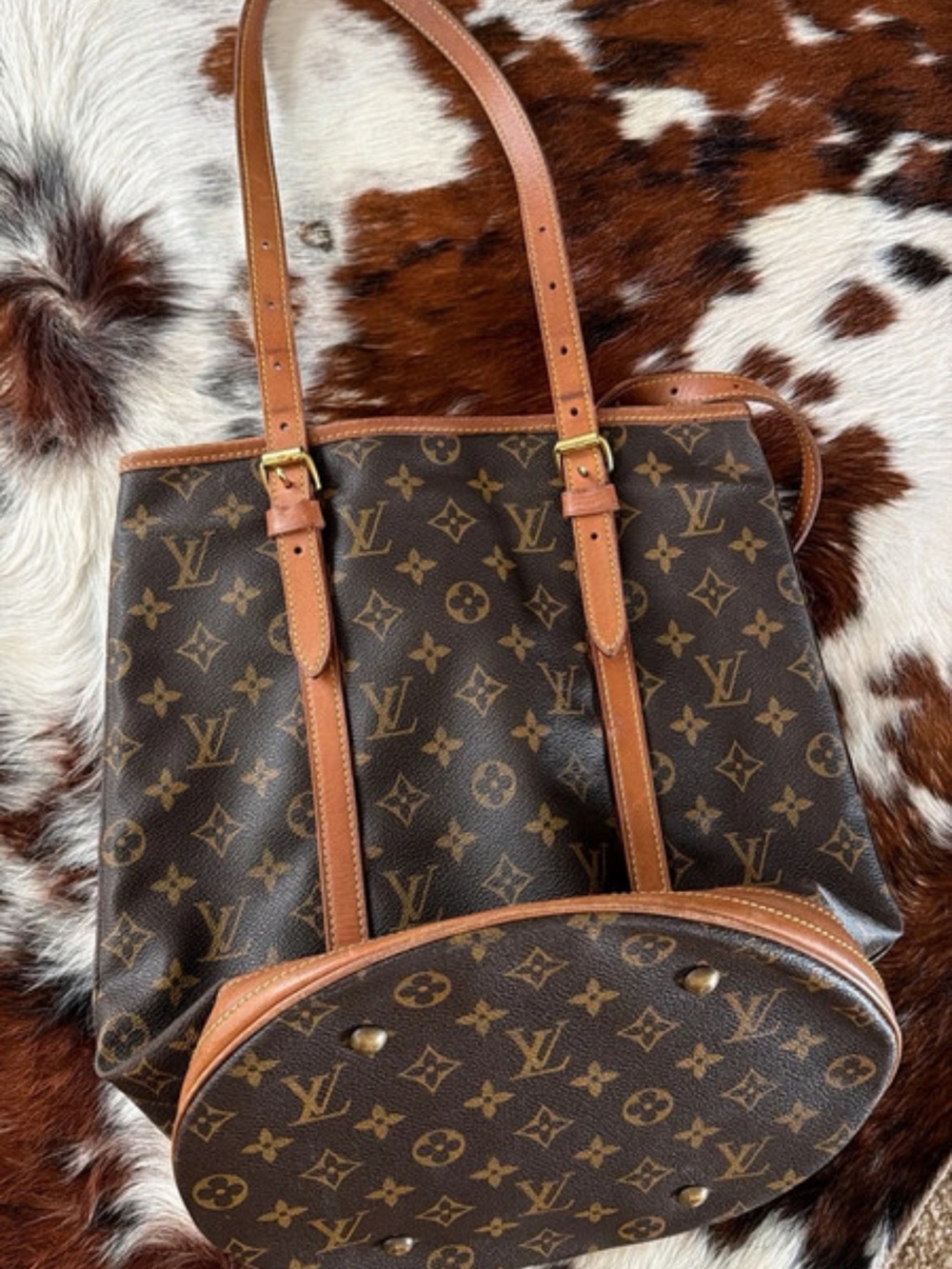 Louis Vuitton Monogram leather Shoulder Tote with Tan Leather Straps